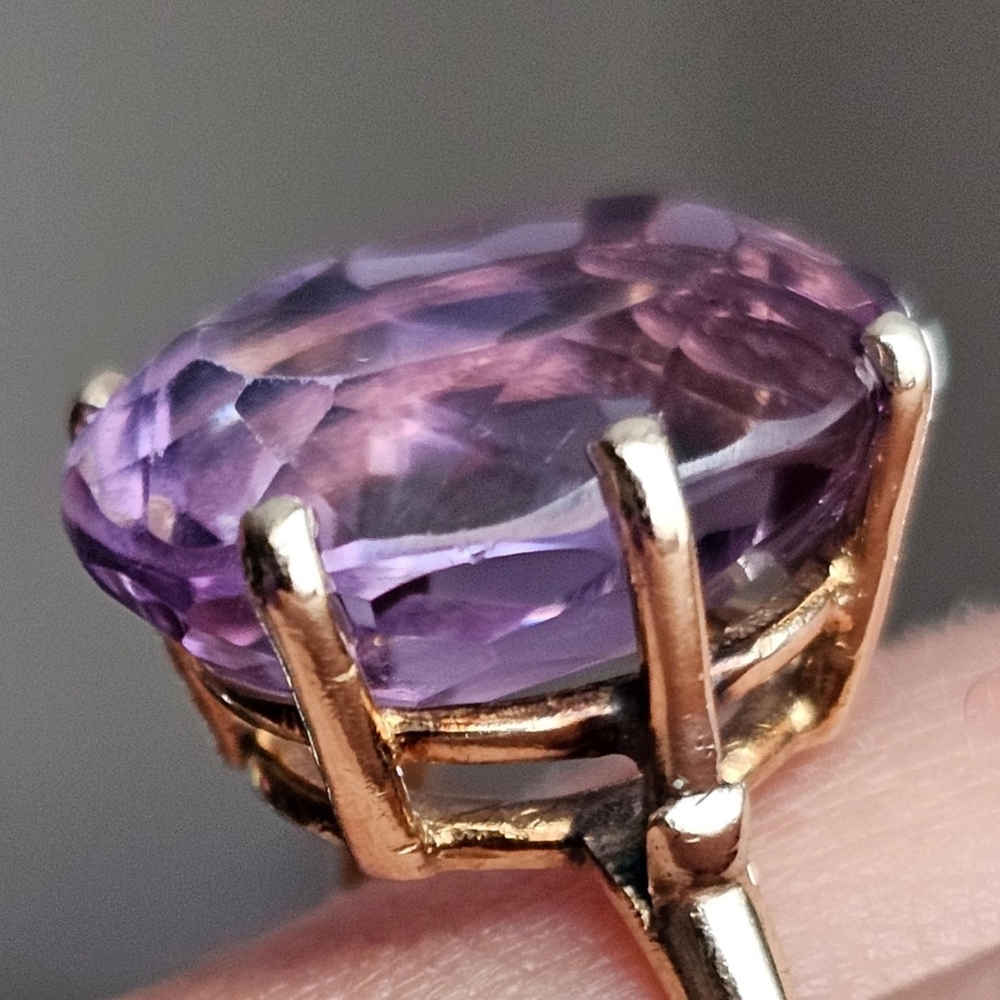 14k Yellow Gold Large Oval Amethyst Solitaire Ring - Picture 2 of 13